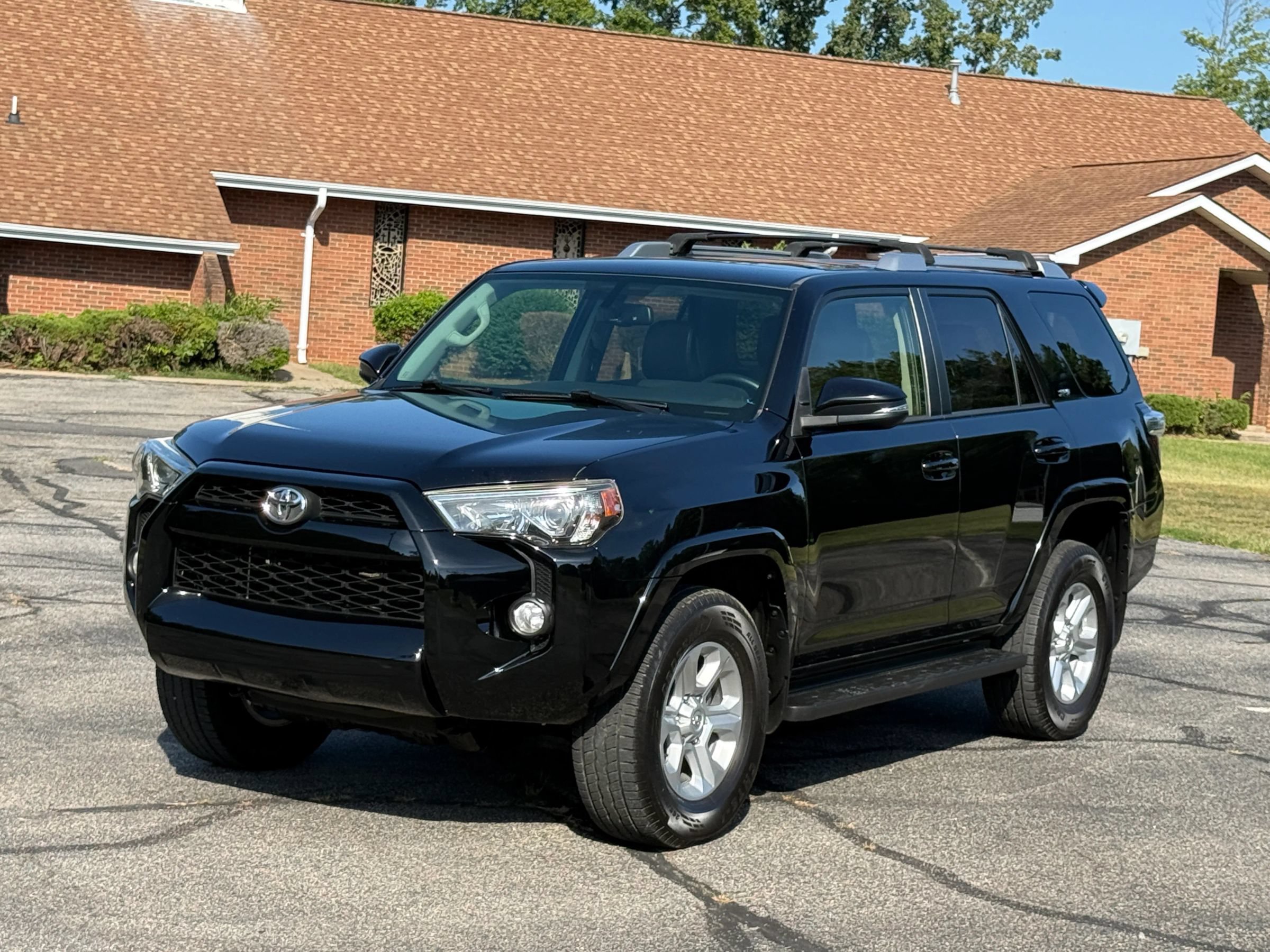Used 2016 Toyota 4Runner SR5 Premium AWD/4WD image 1