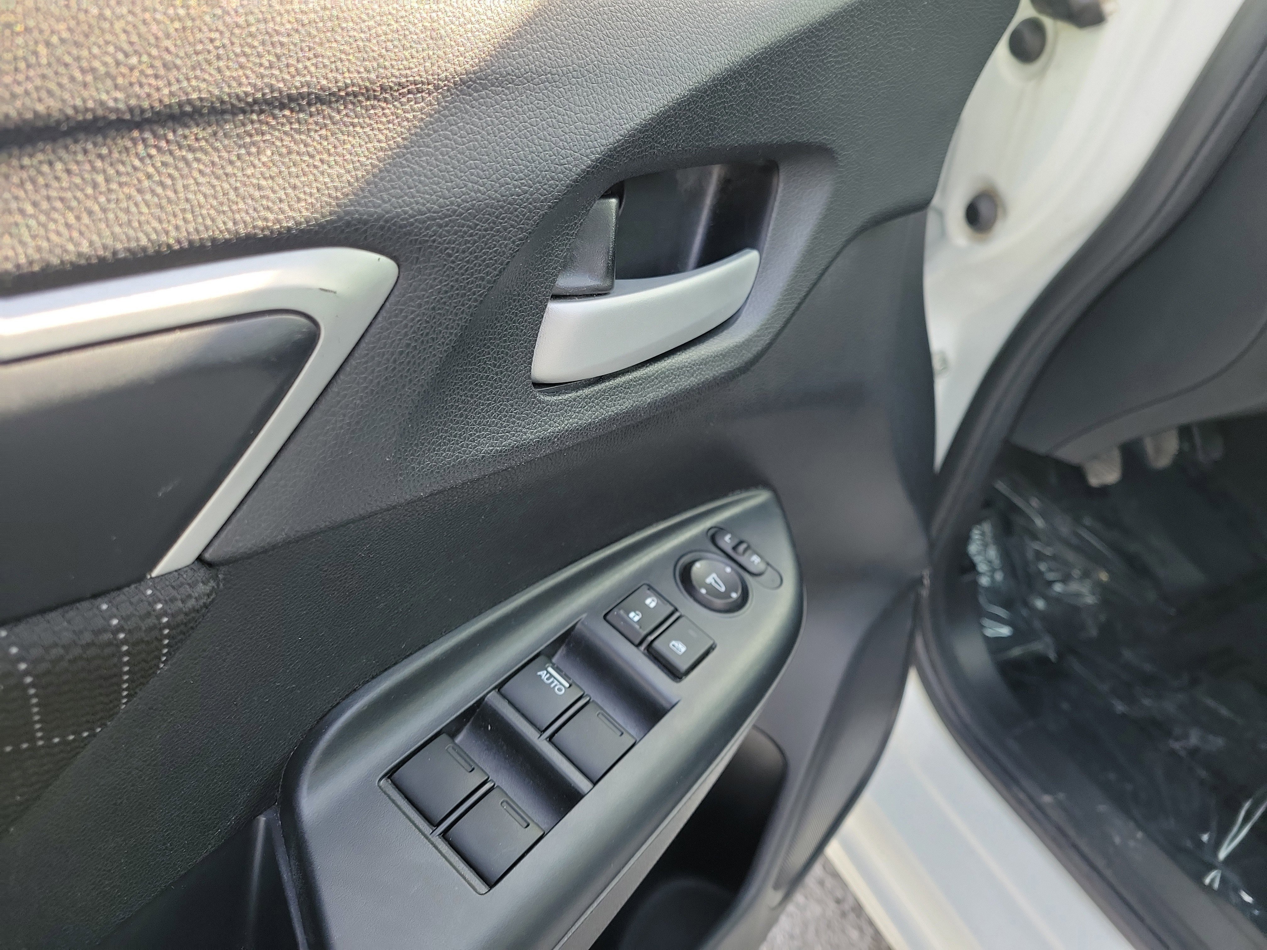 Used 2017 Honda Fit EX image 18