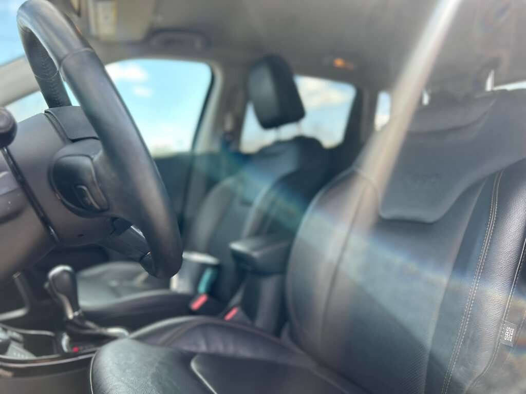 Used 2017 Jeep Compass Limited AWD/4WD image 11