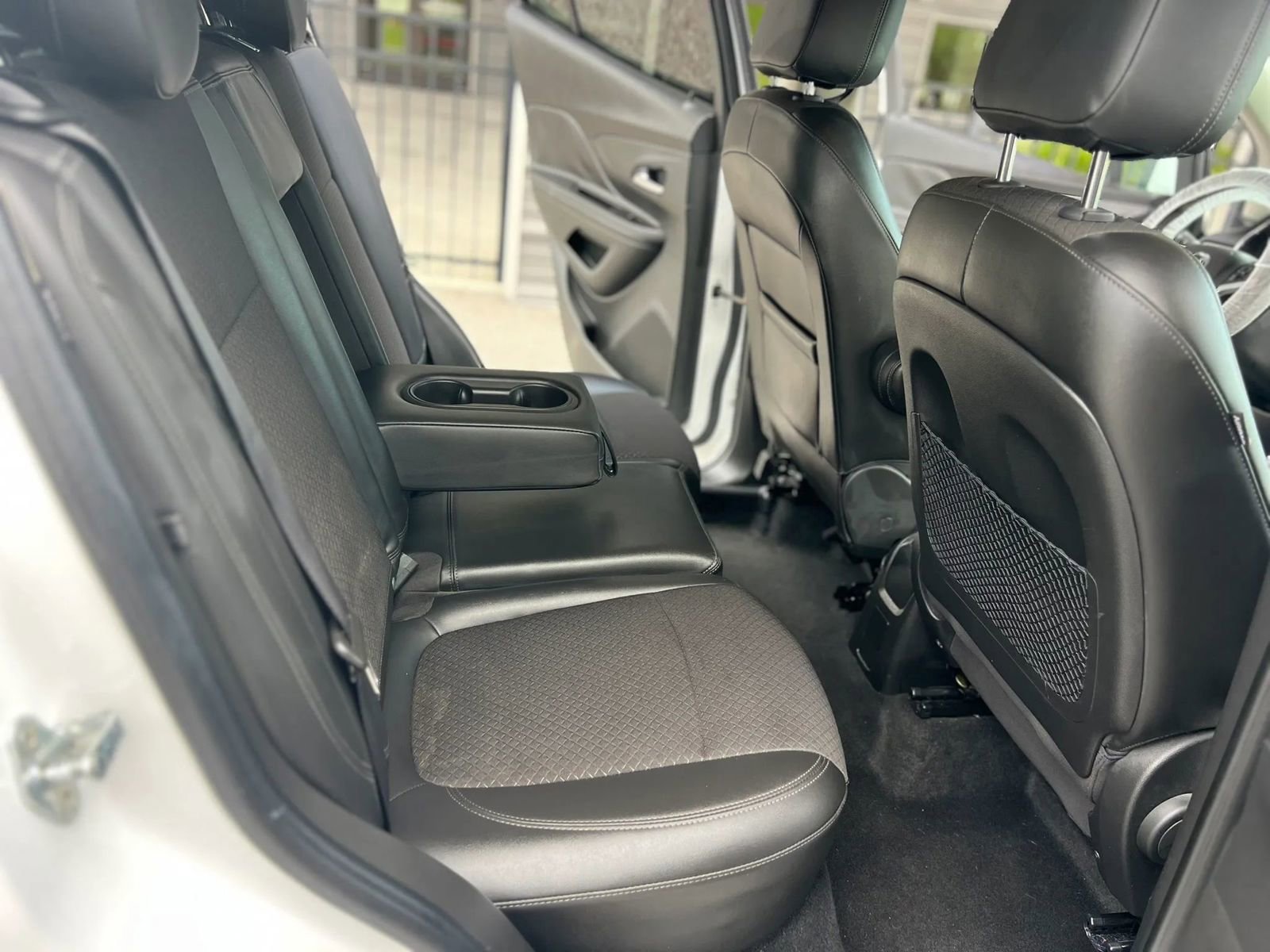 Used 2020 Buick Encore Preferred FWD image 12