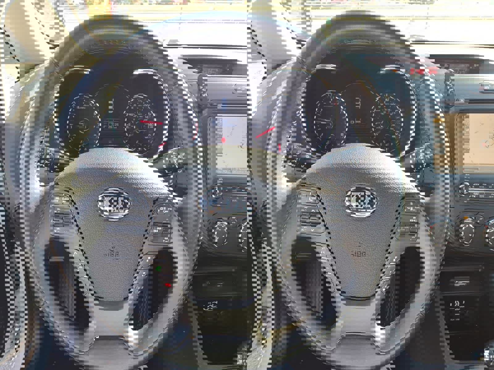 Used 2016 Kia Forte EX w/ EX Premium Package image 9