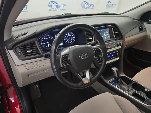 Used 2019 Hyundai Sonata SEL FWD image 2