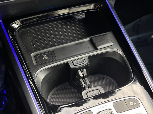 Used 2025 Mercedes-Benz GLB 250 4MATIC image 38