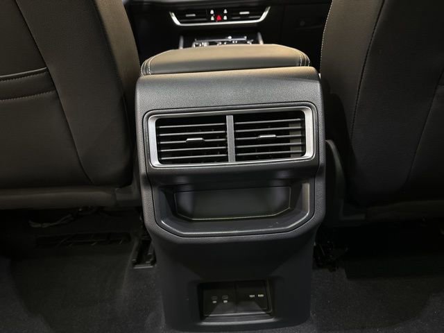 New 2026 Volkswagen Atlas Cross Sport SE image 30