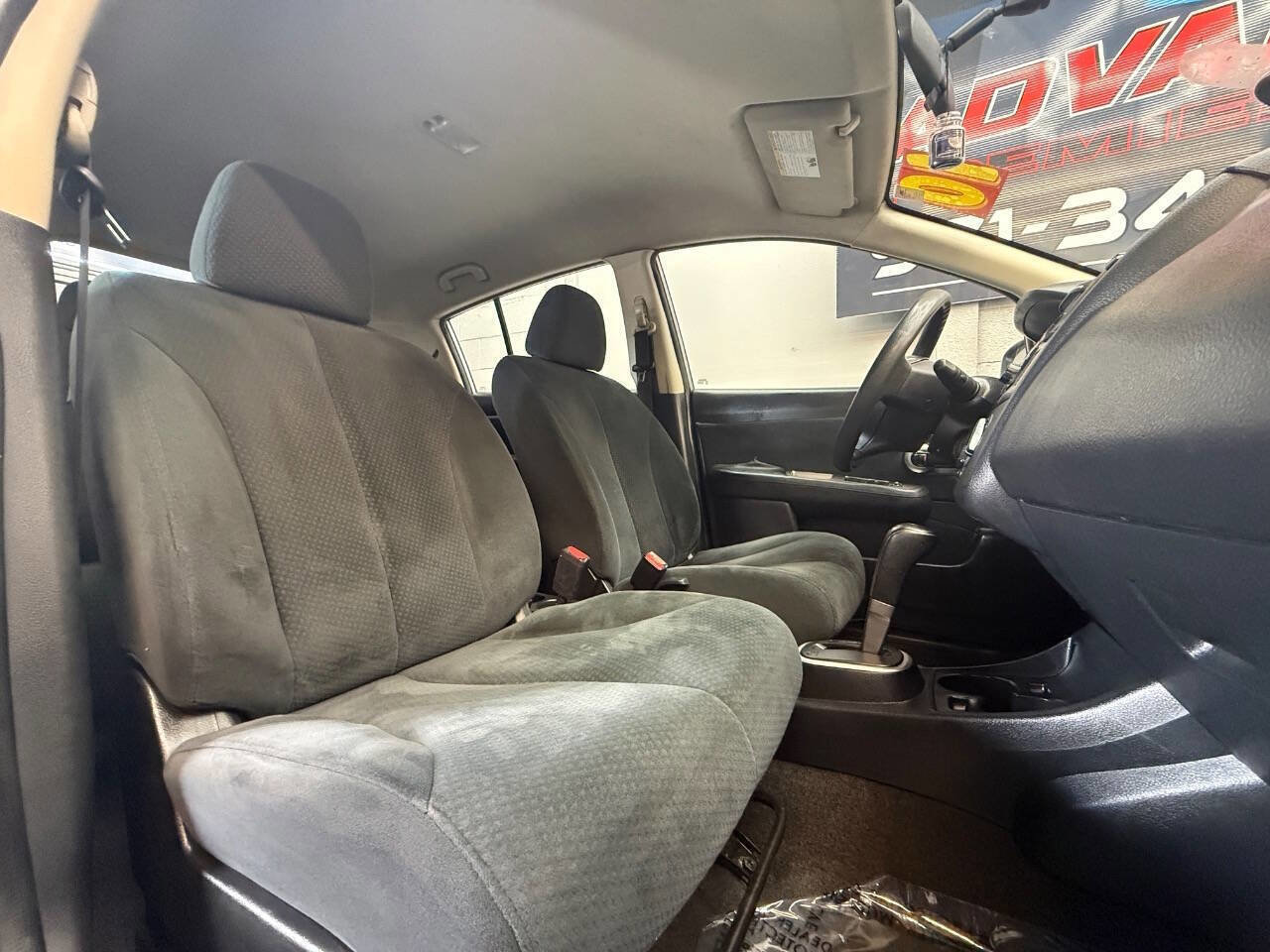 Used 2010 Nissan Versa 1.8 S w/ PWR Plus Pkg FWD image 4