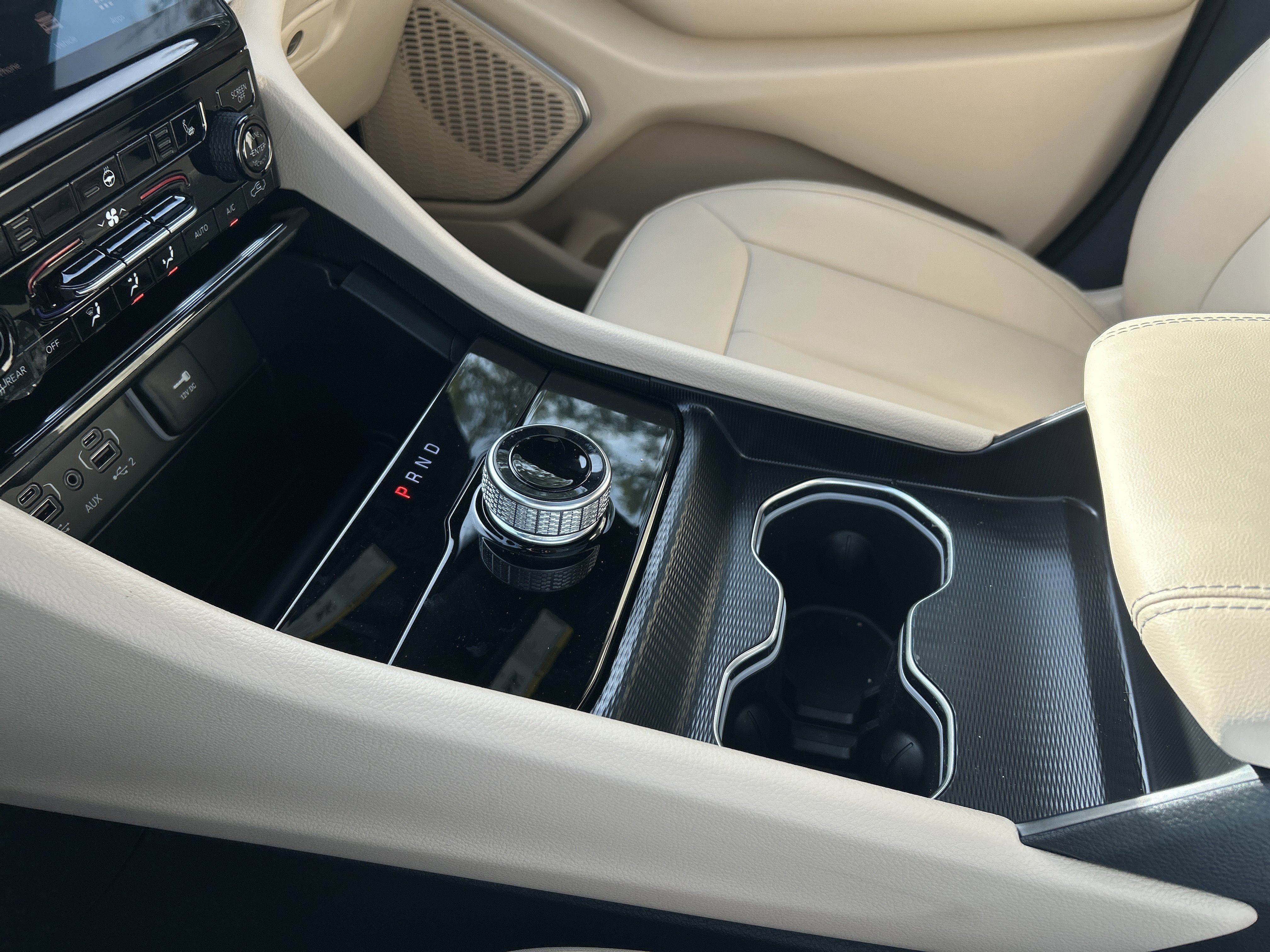 New 2025 Jeep Grand Cherokee Limited w/ Black Appearance Package image 25