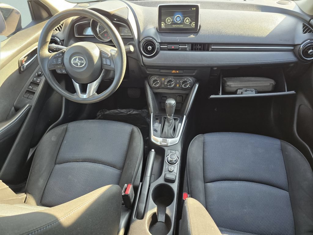Used 2016 Scion iA FWD image 28