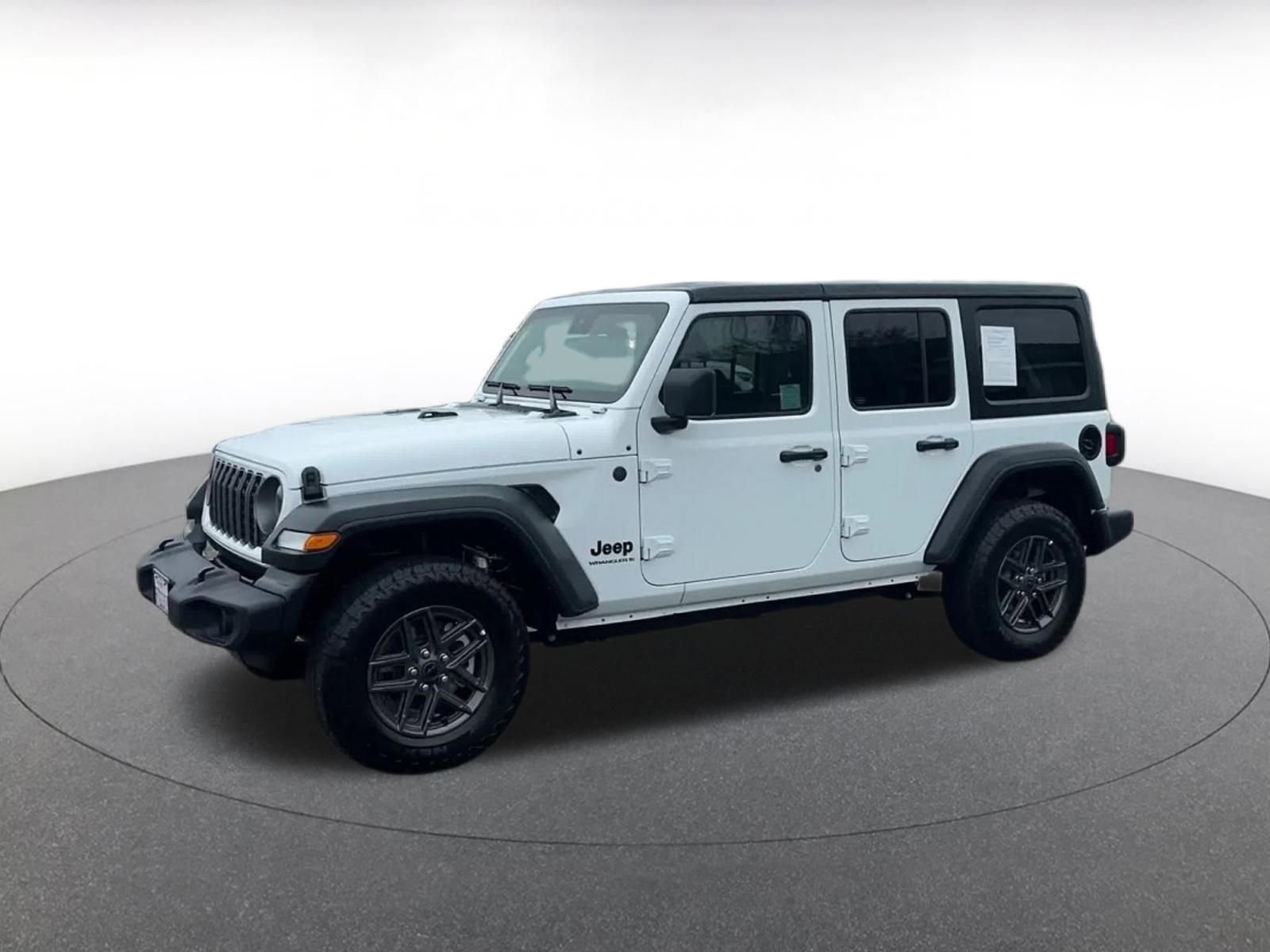 Used 2025 Jeep Wrangler Sport S image 8