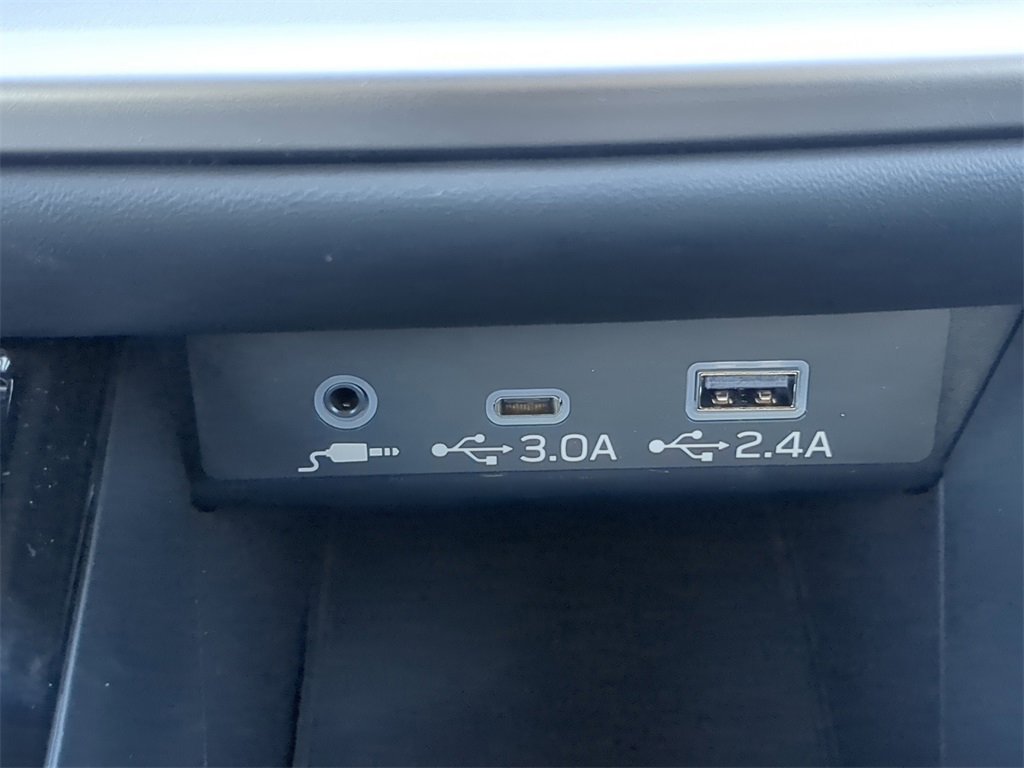 New 2025 Subaru Legacy Limited w/ Popular Package #3 image 23