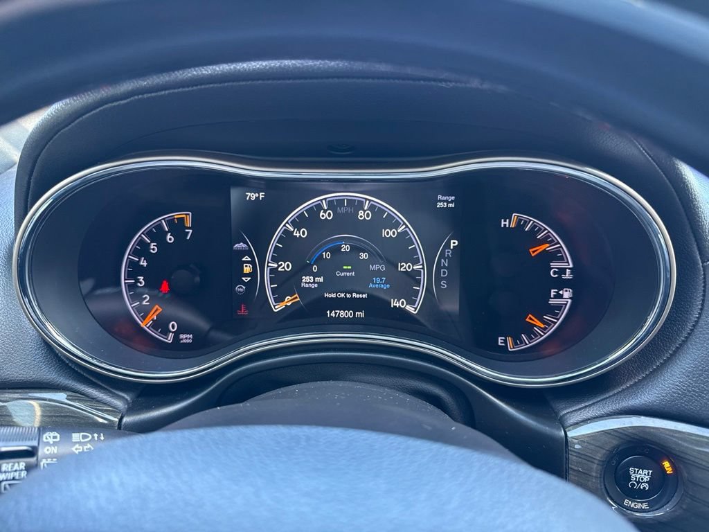 Used 2015 Jeep Grand Cherokee Overland AWD/4WD image 17