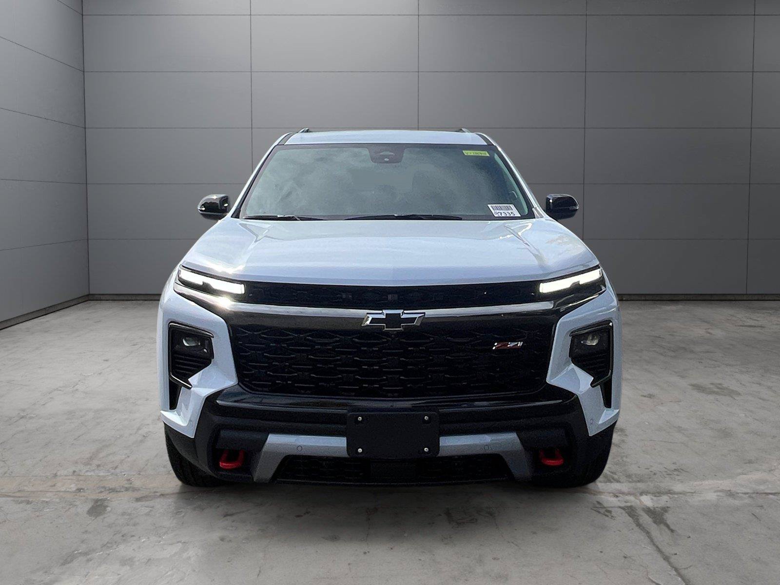 New 2027 Chevrolet Traverse Z71 w/ Enhanced Driving Package AWD/4WD image 8