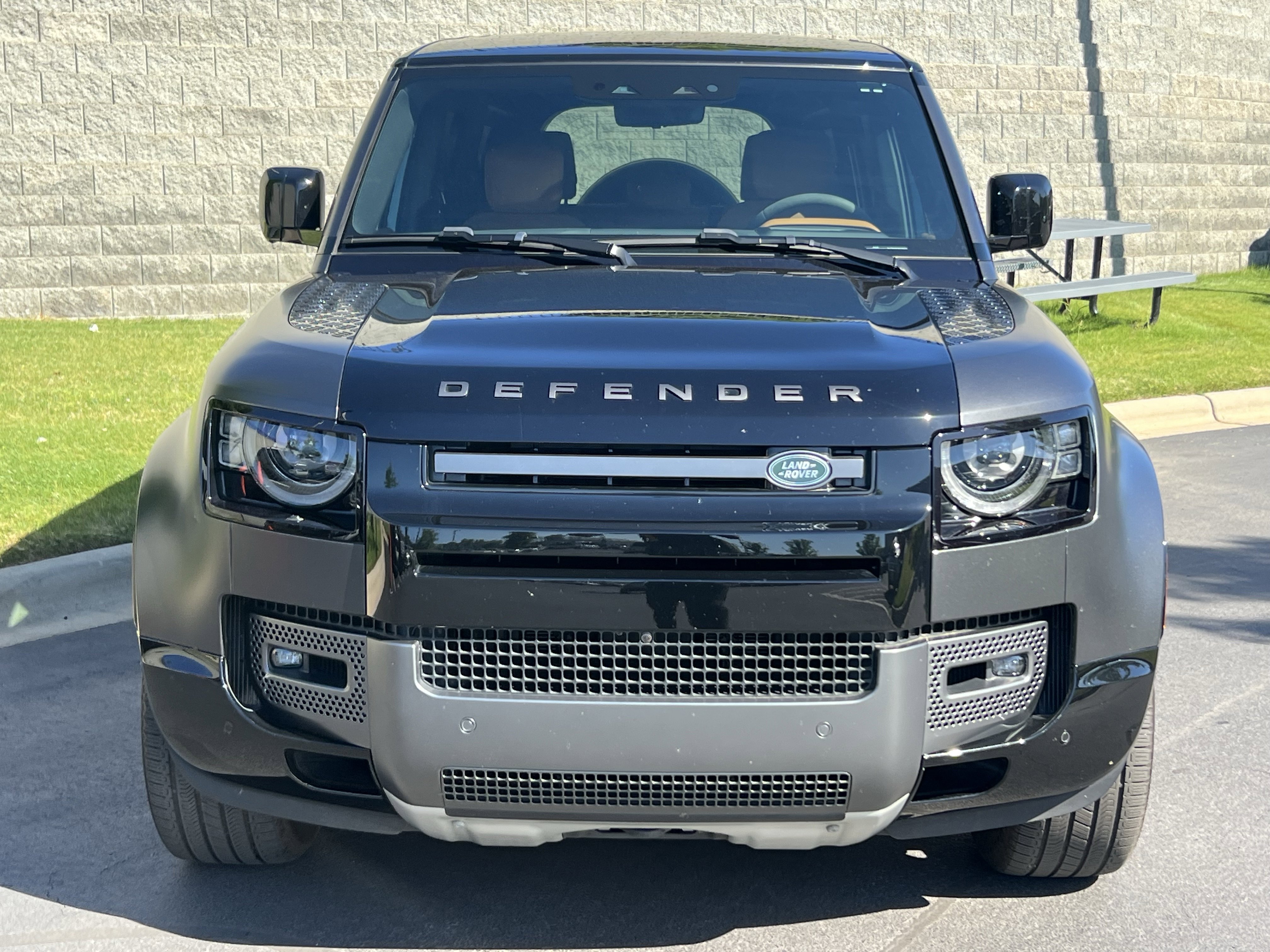 Certified 2024 Land Rover Defender 110 Carpathian Edition AWD/4WD image 10