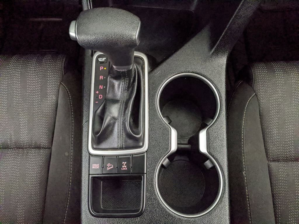 Used 2017 Kia Sportage LX image 9