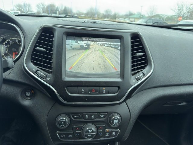 Used 2021 Jeep Cherokee Latitude Lux 80th Anniv w/ Quick Order Package 26U 80TH image 16