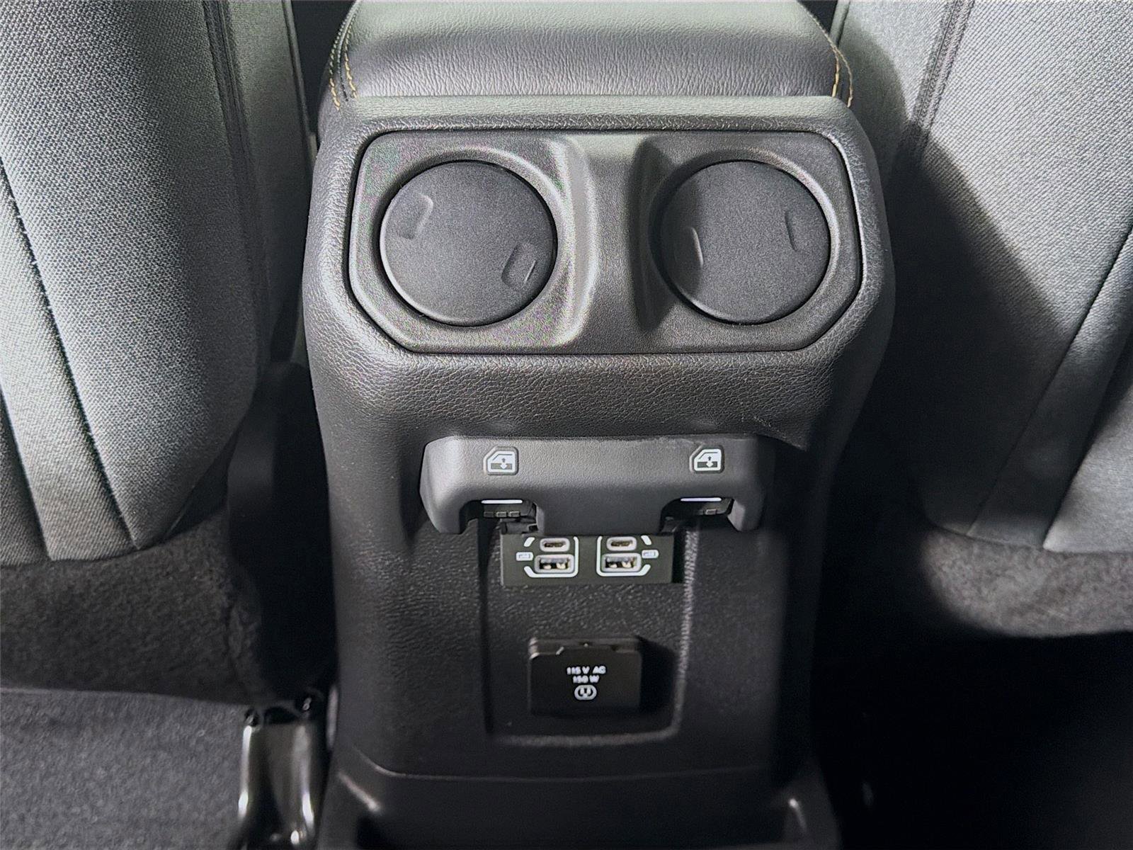 Used 2025 Jeep Wrangler Sahara w/ Safety Group AWD/4WD image 24