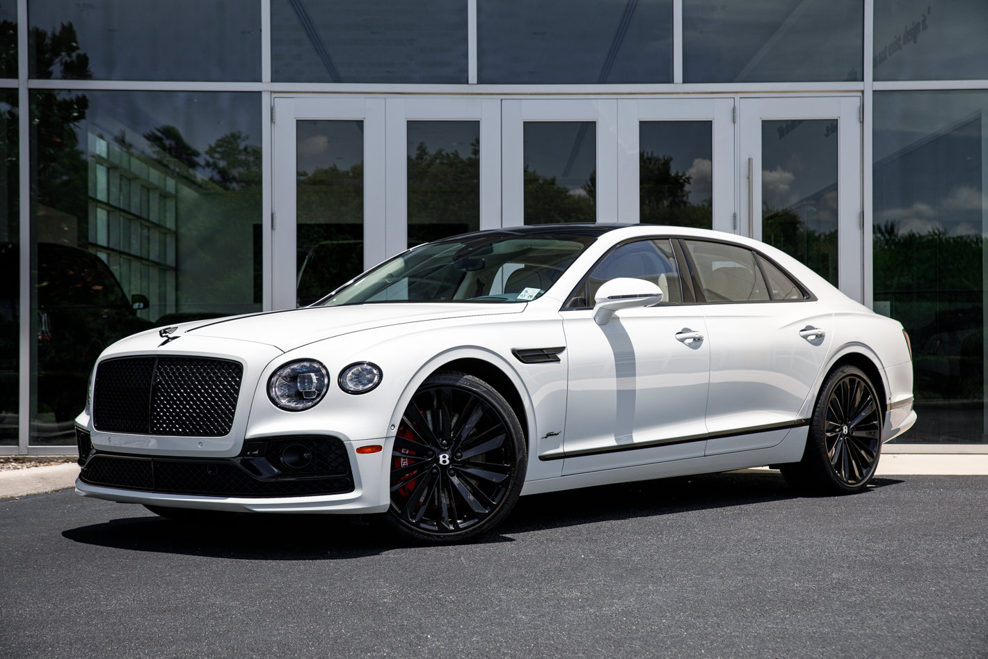 Certified 2024 Bentley Flying Spur W12 AWD/4WD image 7