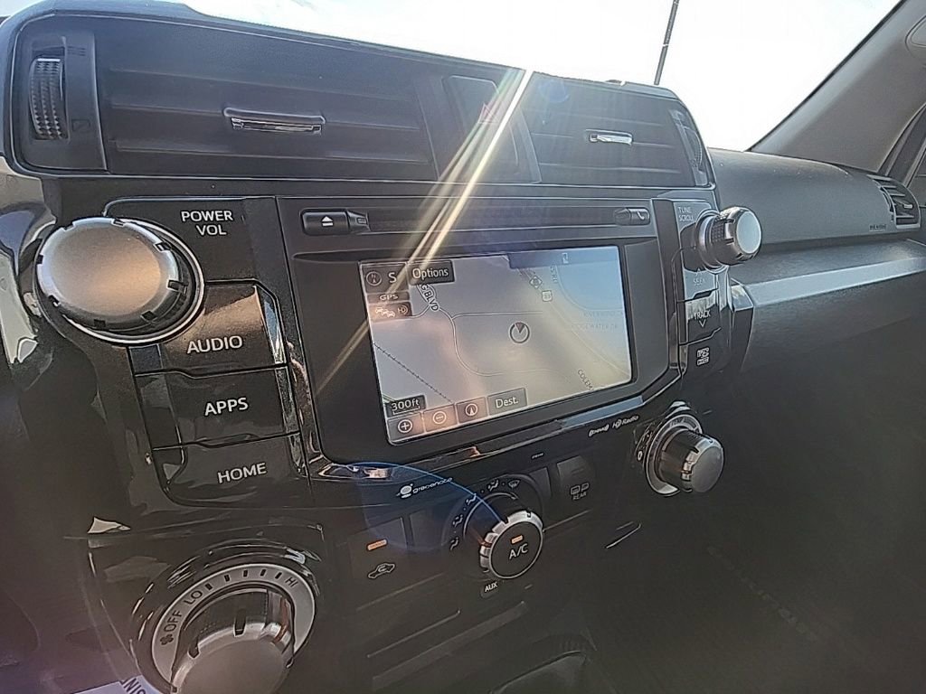 Used 2018 Toyota 4Runner TRD Off-Road Premium image 18