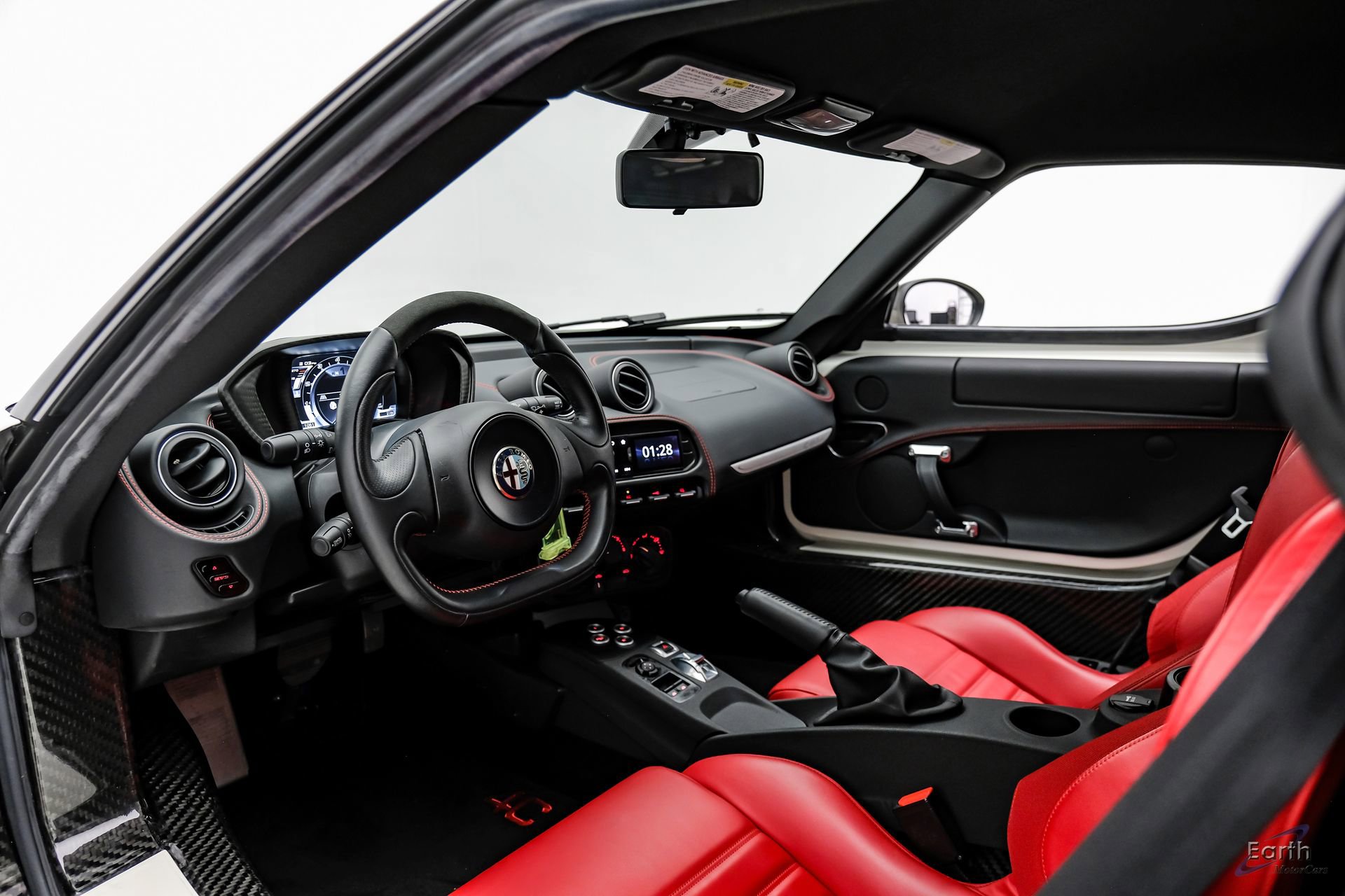 Used 2015 Alfa Romeo 4C Coupe w/ Leather Interior Group RWD image 33