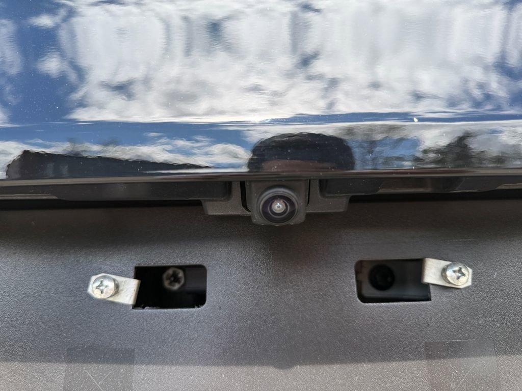 Certified 2025 Nissan Murano SV image 13