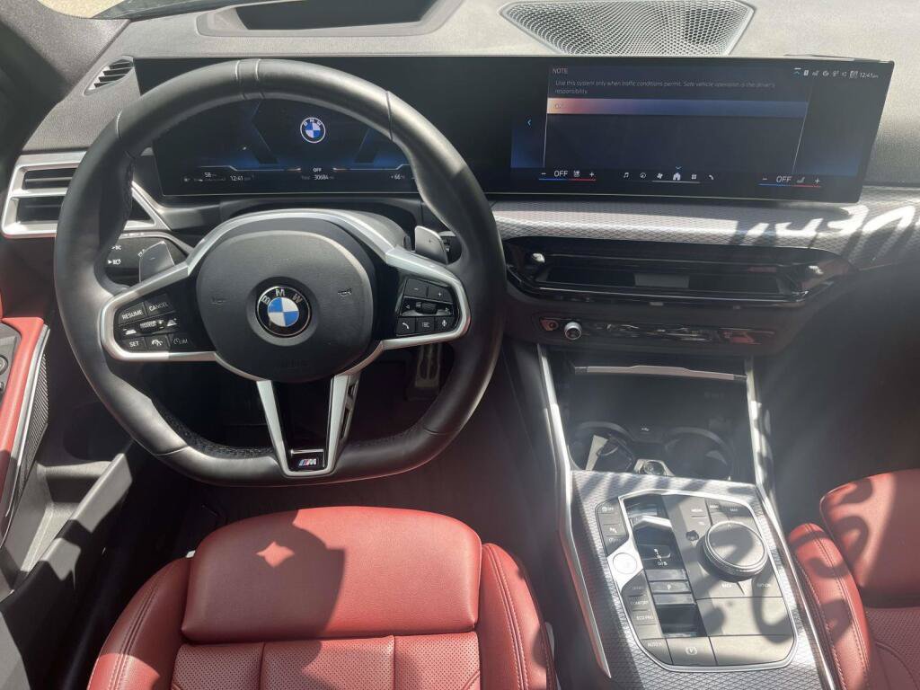 Used 2025 BMW 330i xDrive Sedan w/ M Sport Package AWD/4WD image 2
