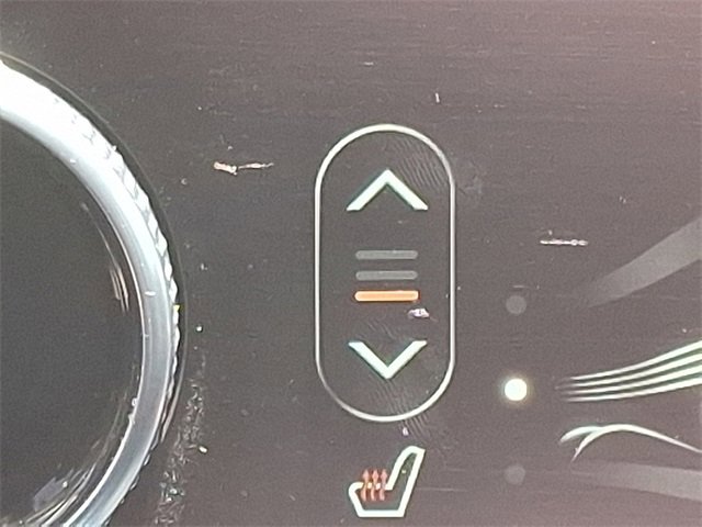 Used 2025 Genesis GV70 2.5T w/ Advanced Package image 23