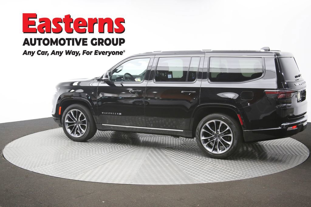 Used 2024 Jeep Wagoneer Series III w/ Premium Group I AWD/4WD image 69