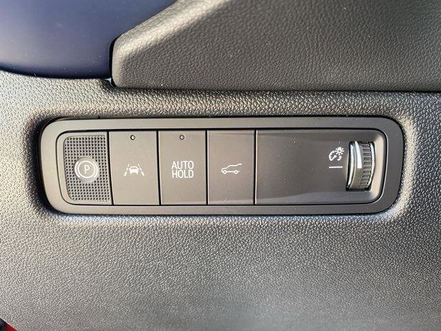 New 2025 Chevrolet Equinox EV LT image 9