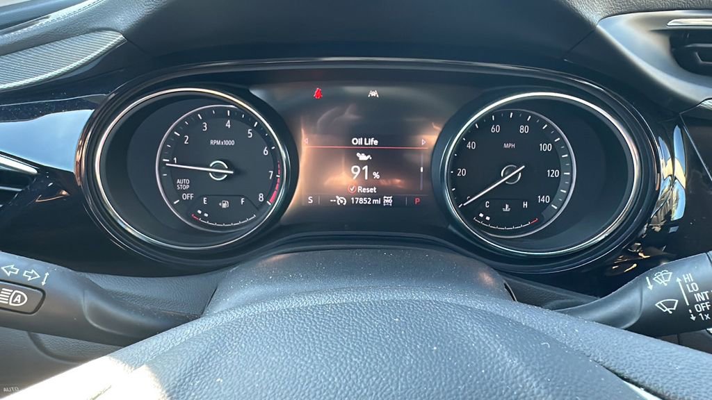 Used 2023 Buick Encore GX Select image 22