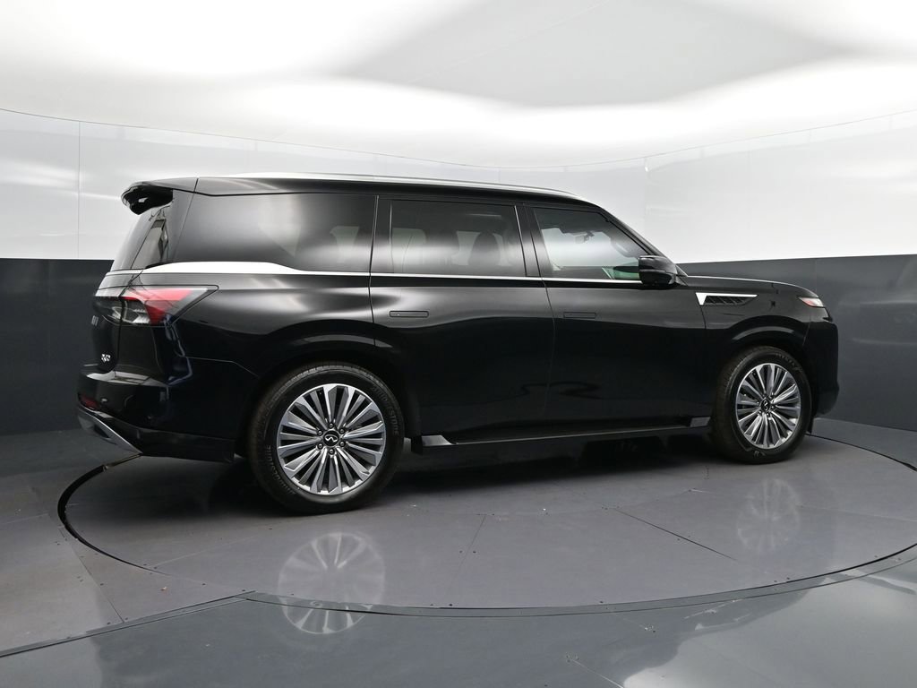 Used 2025 INFINITI QX80 Luxe RWD image 8
