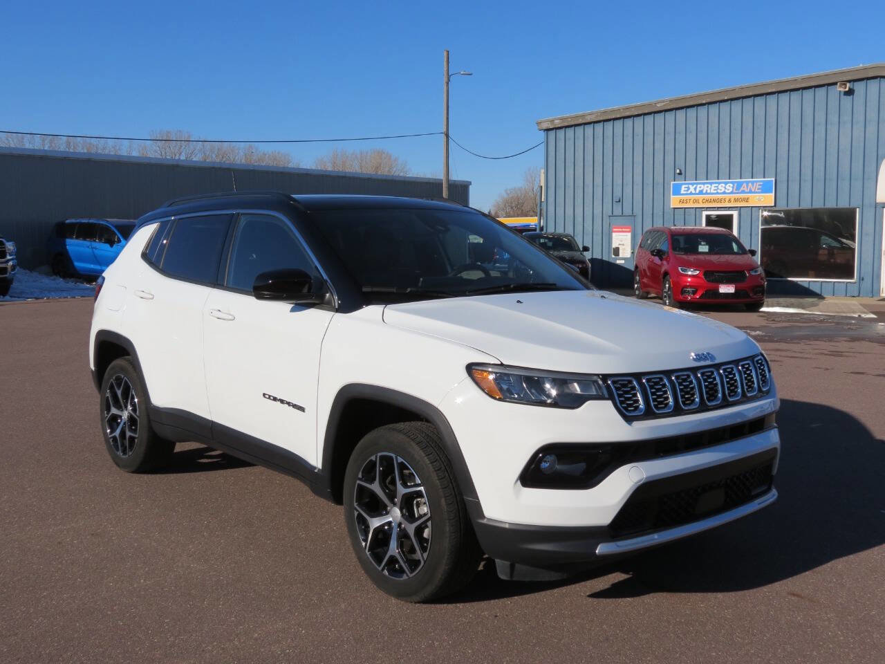 Used 2024 Jeep Compass Limited w/ Sun and Sound Group image 2