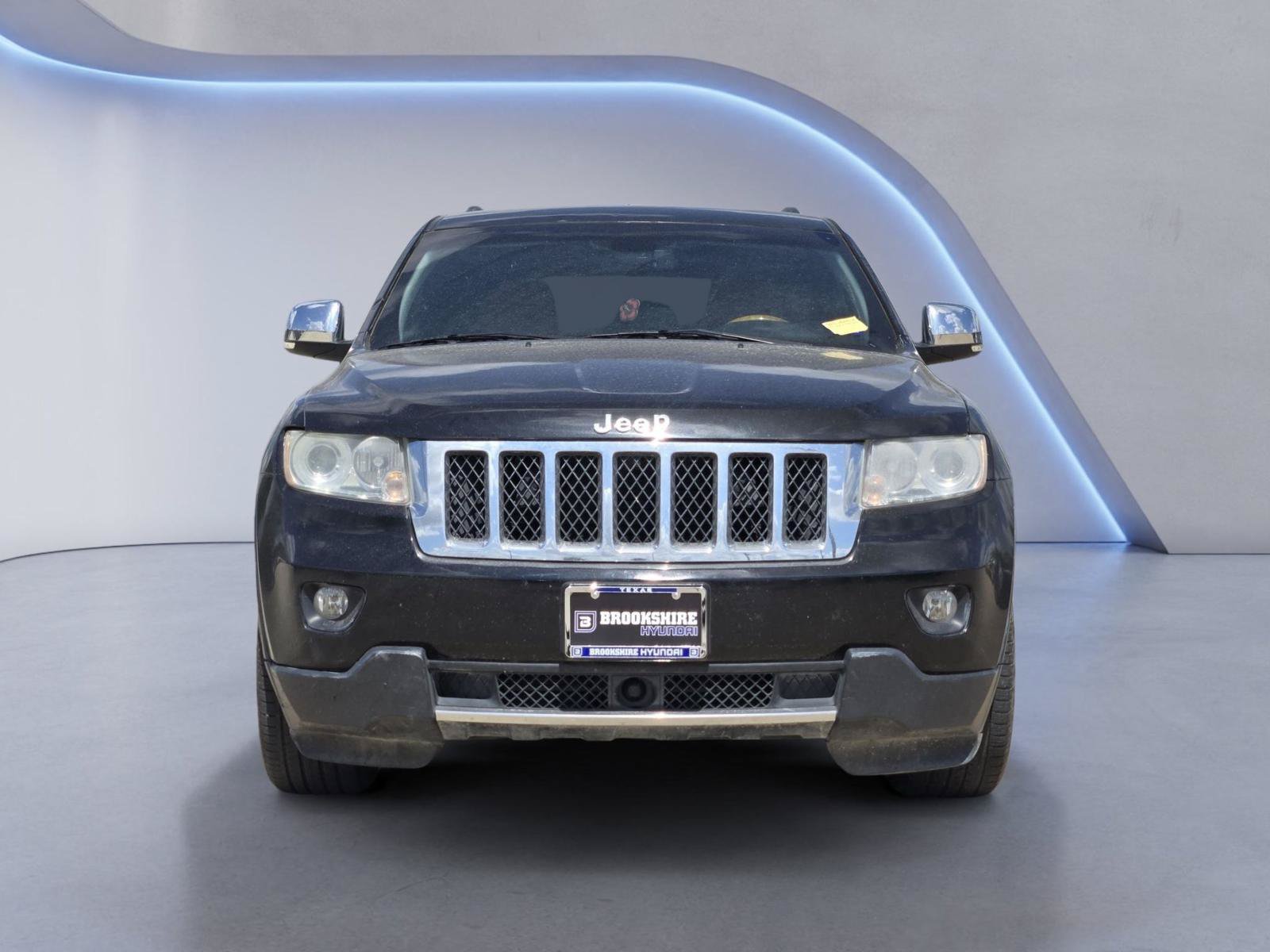 Used 2012 Jeep Grand Cherokee Overland AWD/4WD image 2