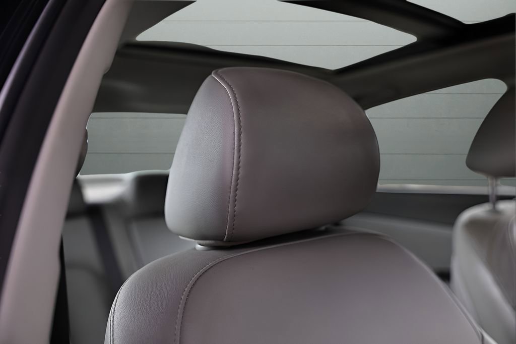 Used 2016 Kia Optima EX w/ Option Group 040 image 50