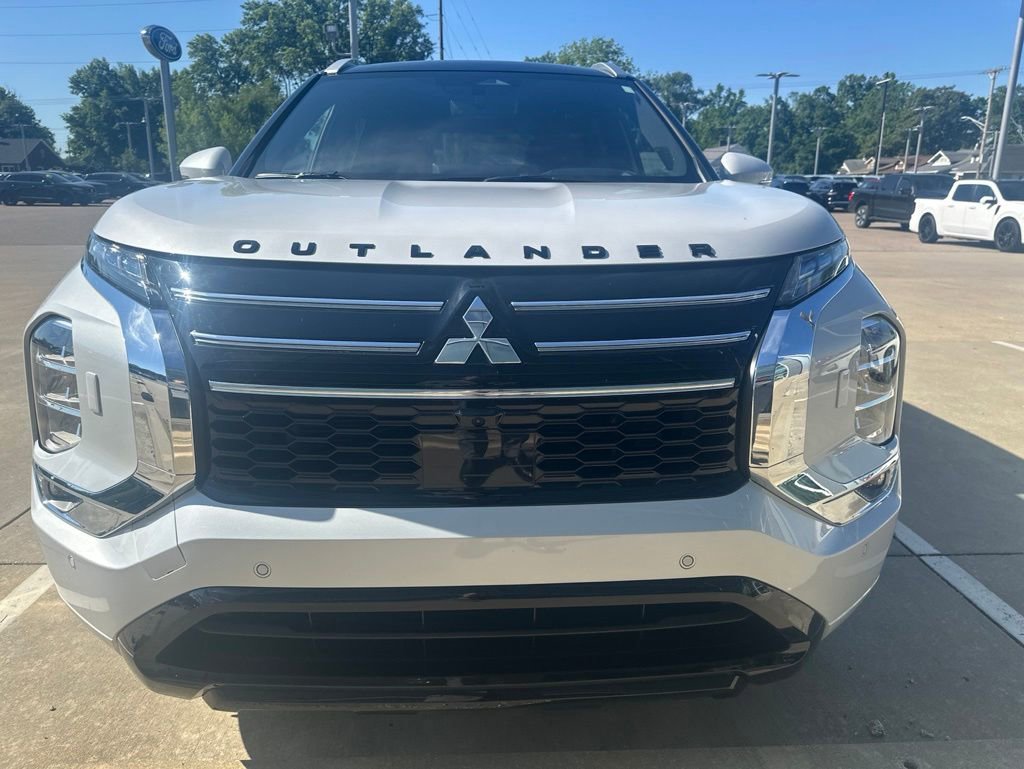 Used 2025 Mitsubishi Outlander SEL AWD/4WD image 12