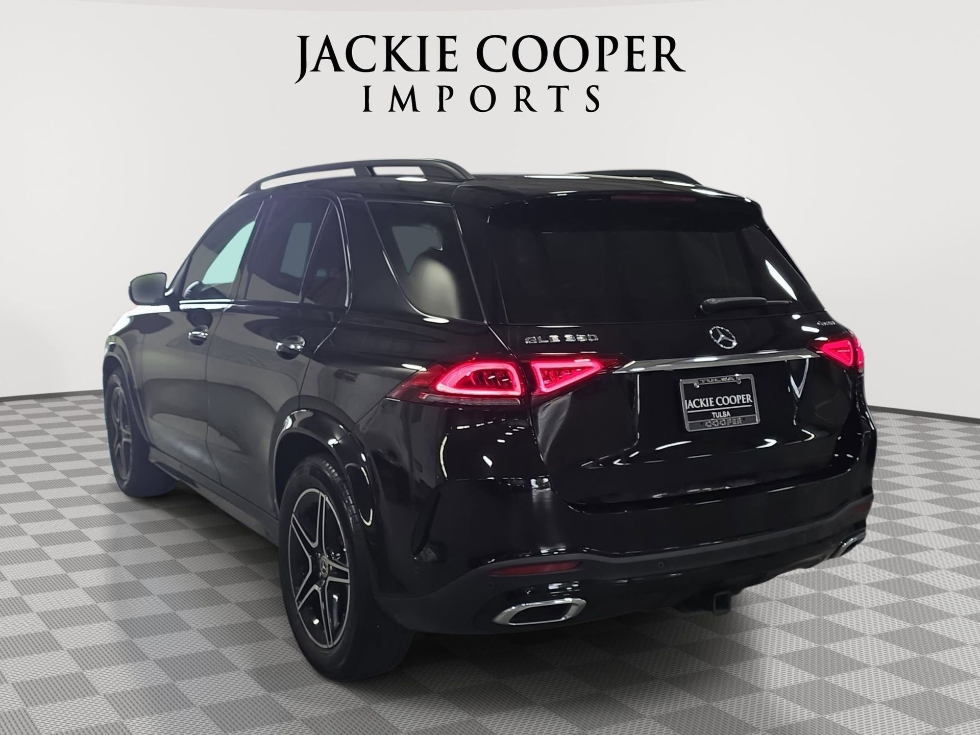 Used 2021 Mercedes-Benz GLE 350 4MATIC image 7