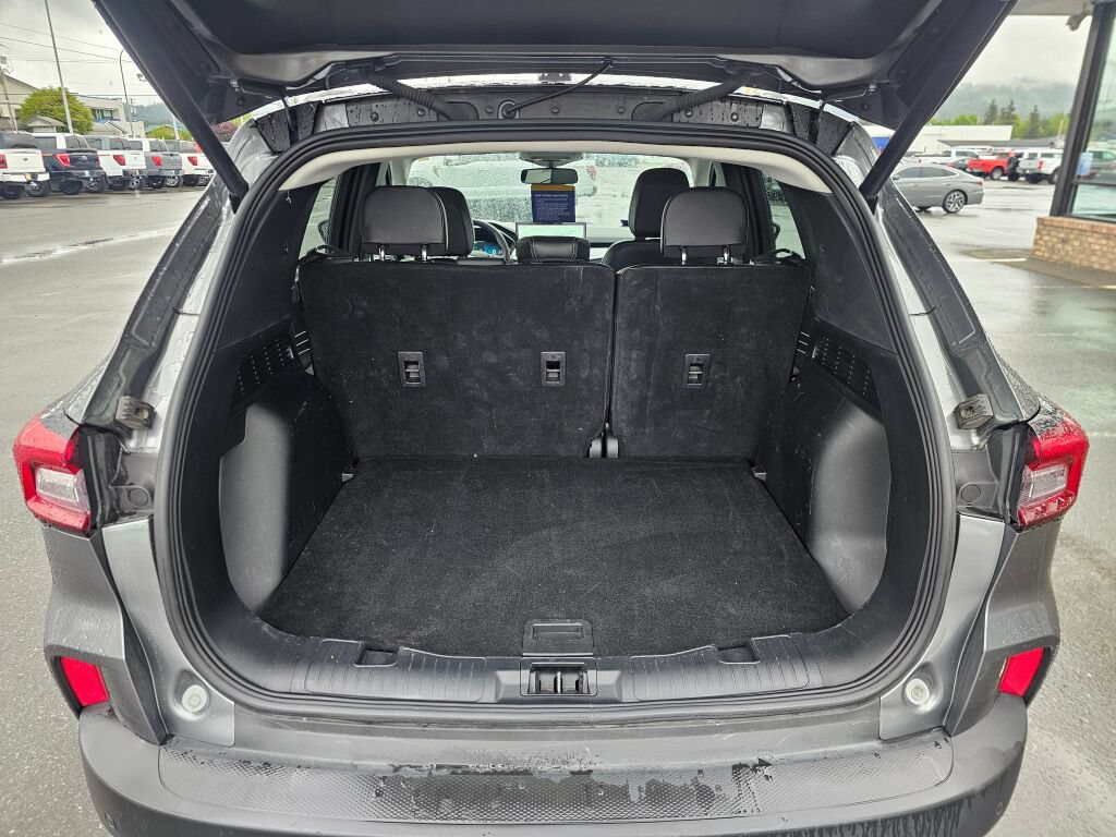 Certified 2025 Ford Escape Platinum AWD/4WD image 10