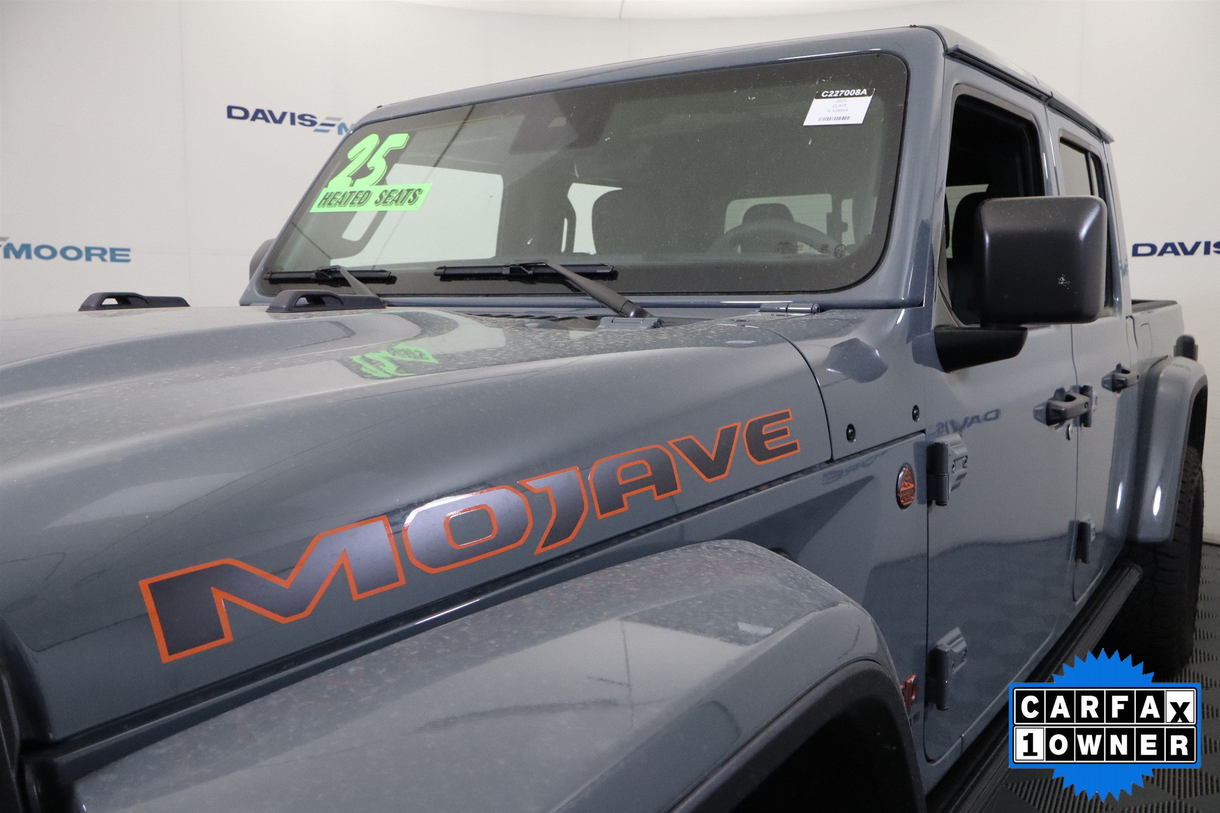 Used 2025 Jeep Gladiator Mojave w/ Safety Group AWD/4WD image 13