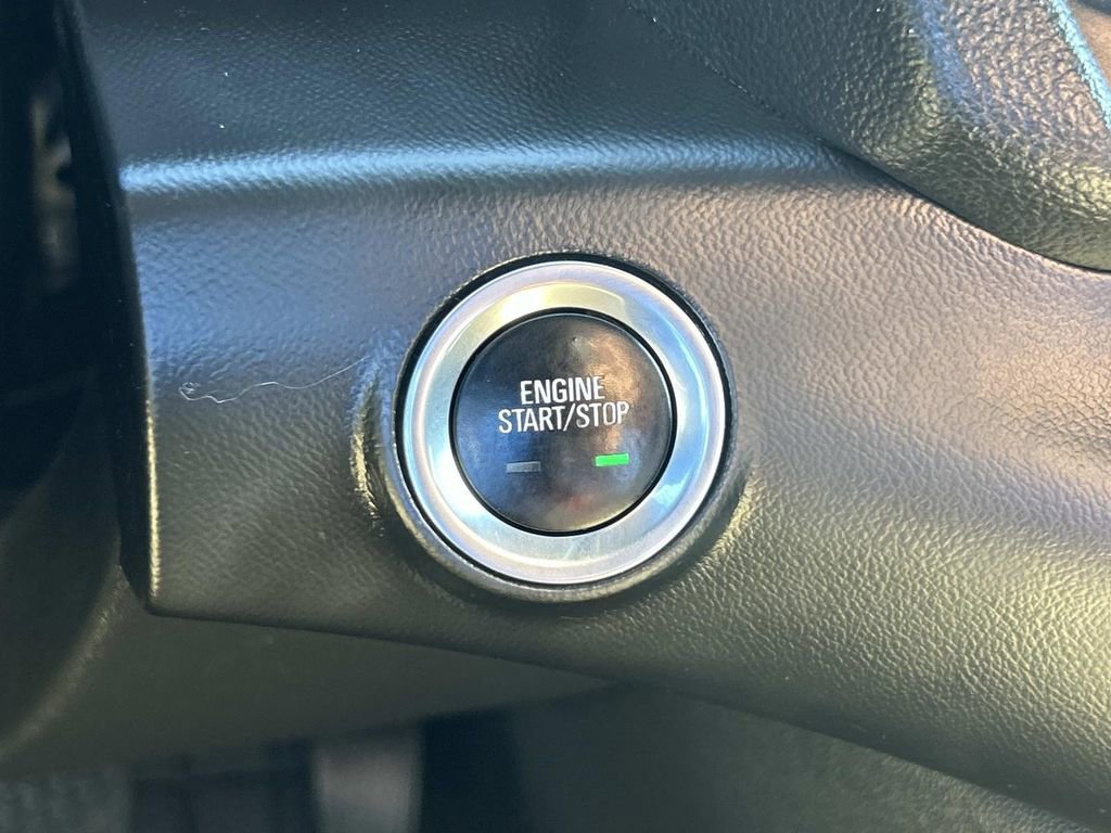 Used 2020 GMC Terrain SLT image 28