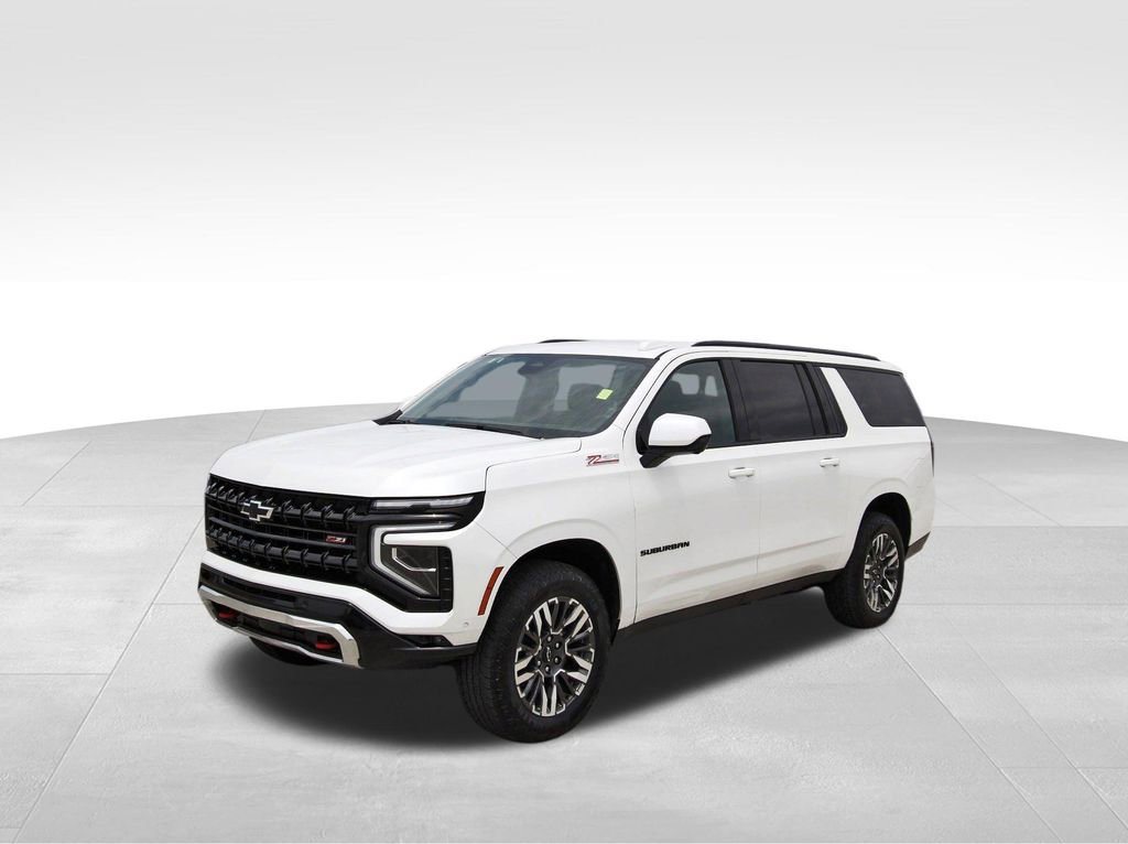 Used 2025 Chevrolet Suburban Z71 AWD/4WD image 2