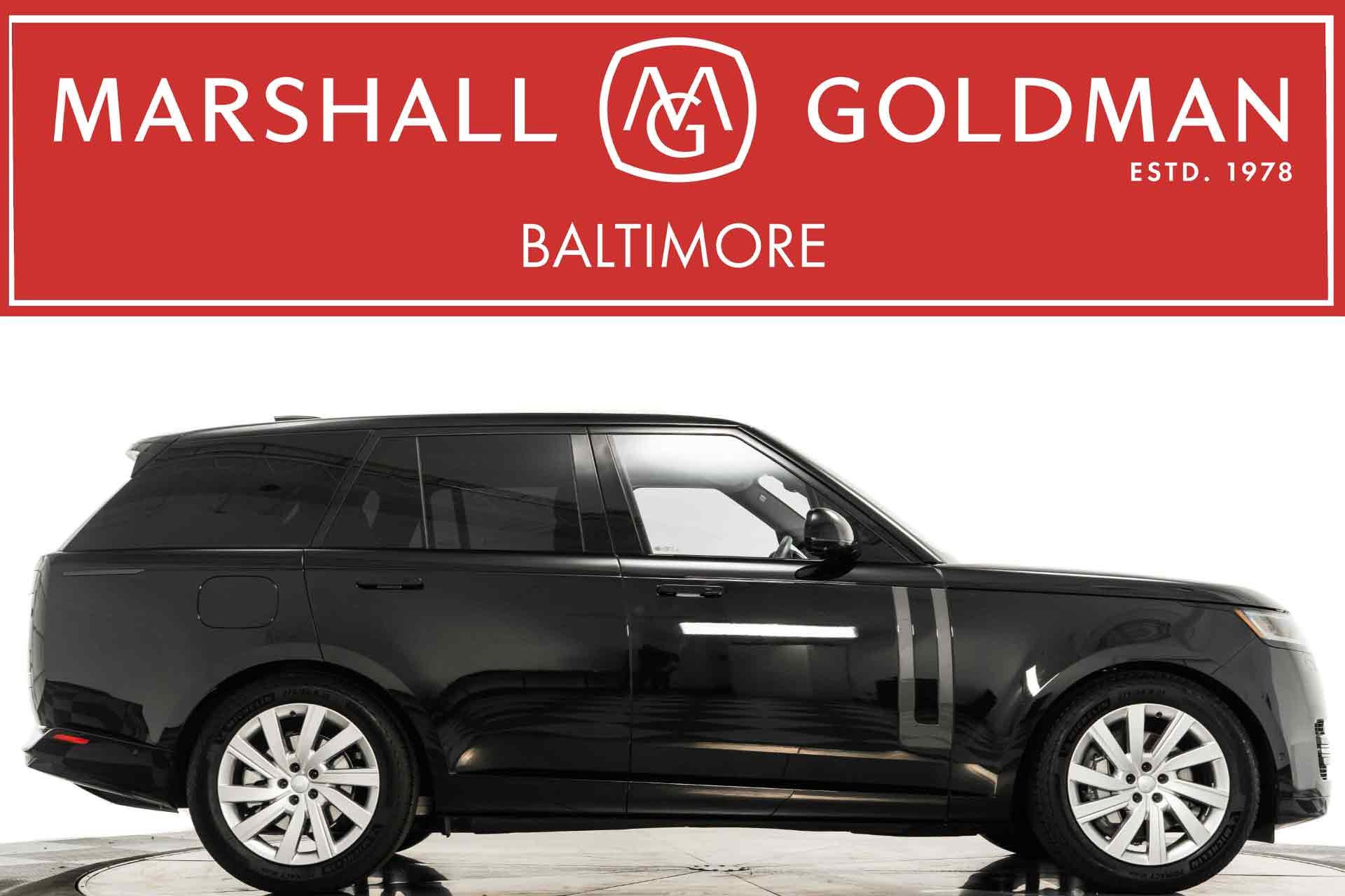 Used 2024 Land Rover Range Rover SE image 1