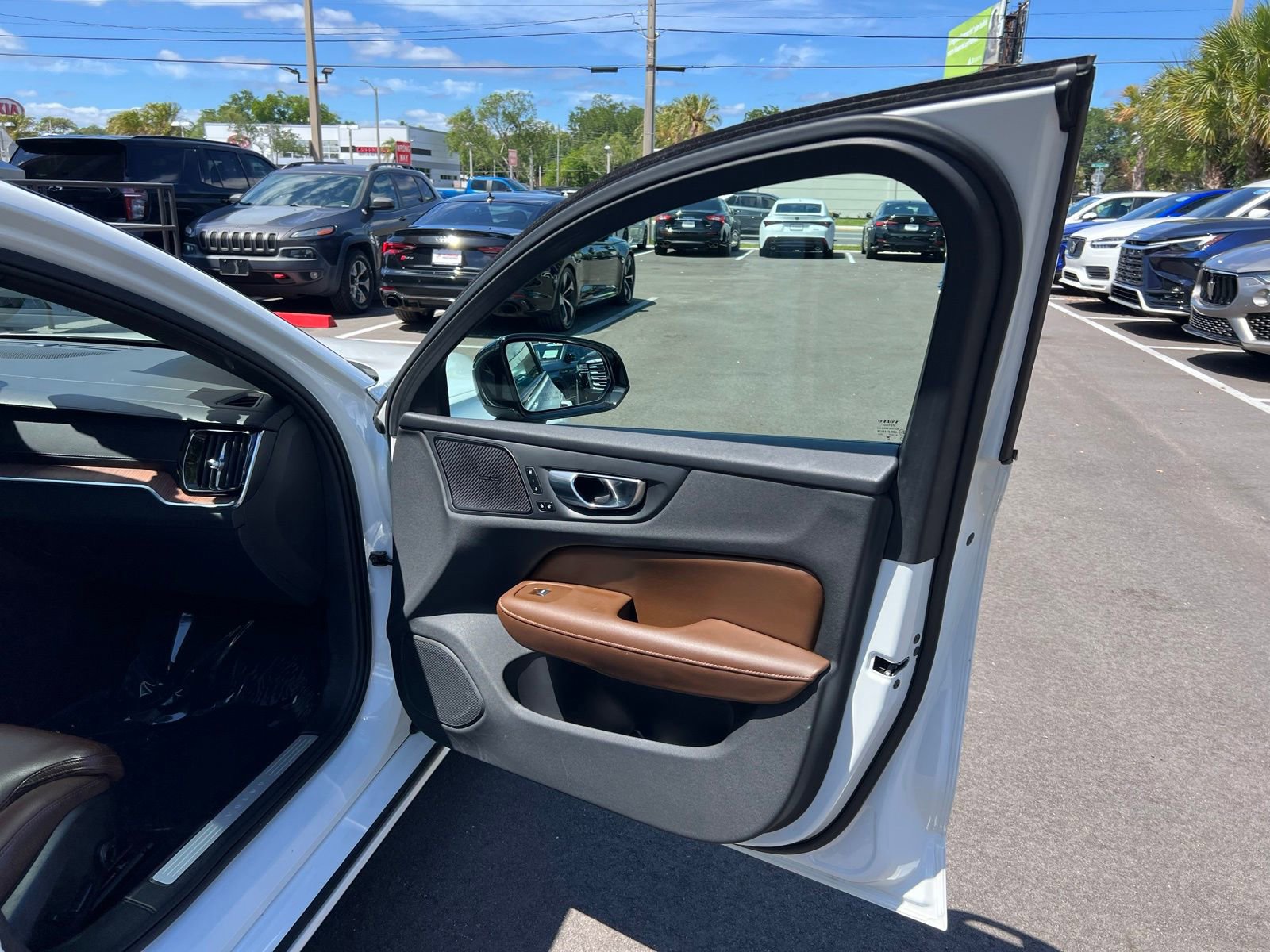 Used 2024 Volvo S60 B5 Ultimate AWD/4WD image 64