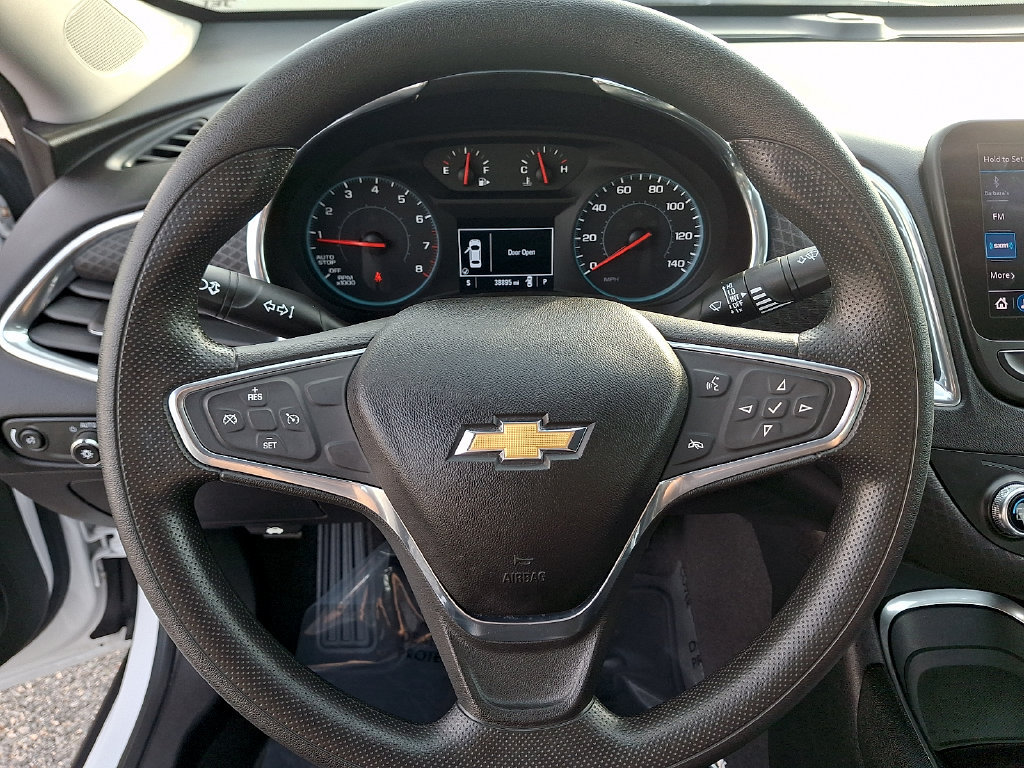 Used 2019 Chevrolet Malibu LT w/ Driver Confidence Package FWD image 17