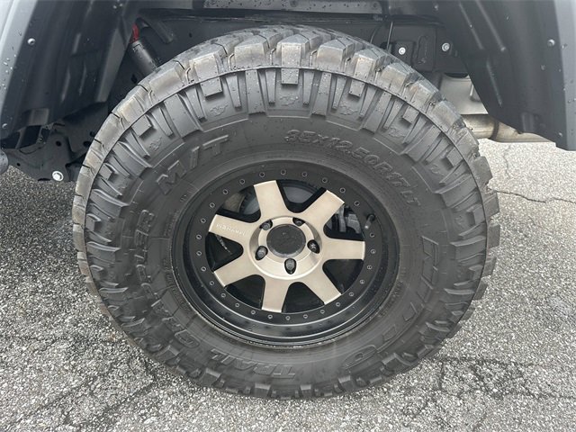 New 2023 Jeep Gladiator Rubicon w/ Cold Weather Group image 19