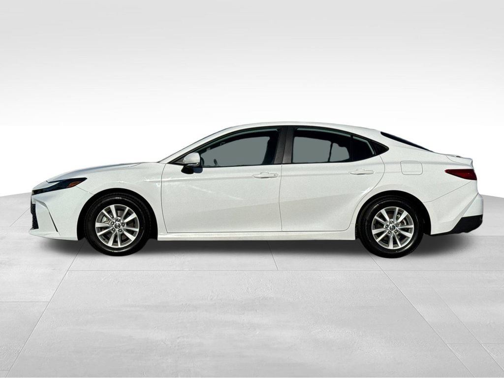 Used 2025 Toyota Camry LE FWD image 2