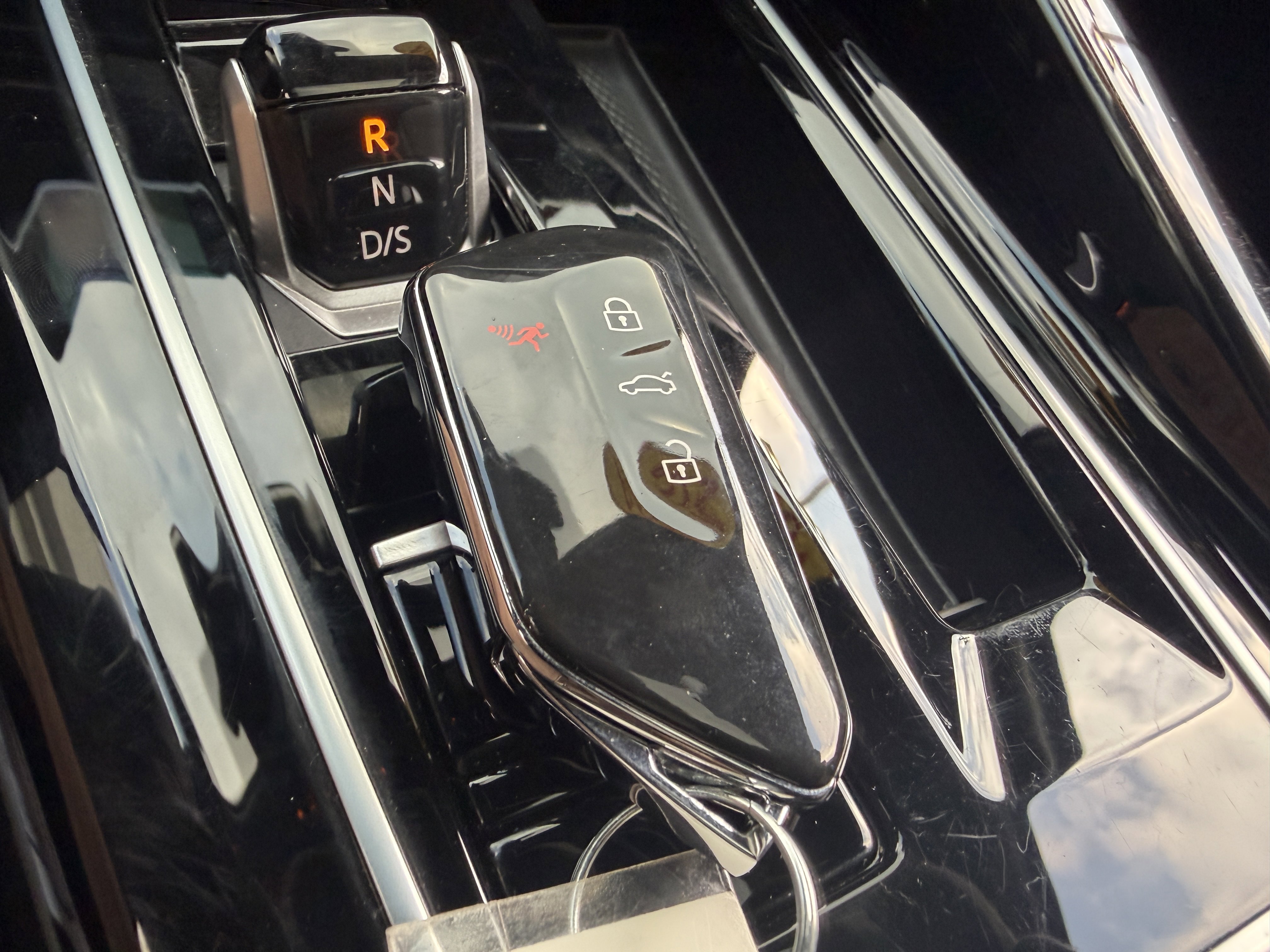 Used 2024 Volkswagen Golf R image 52