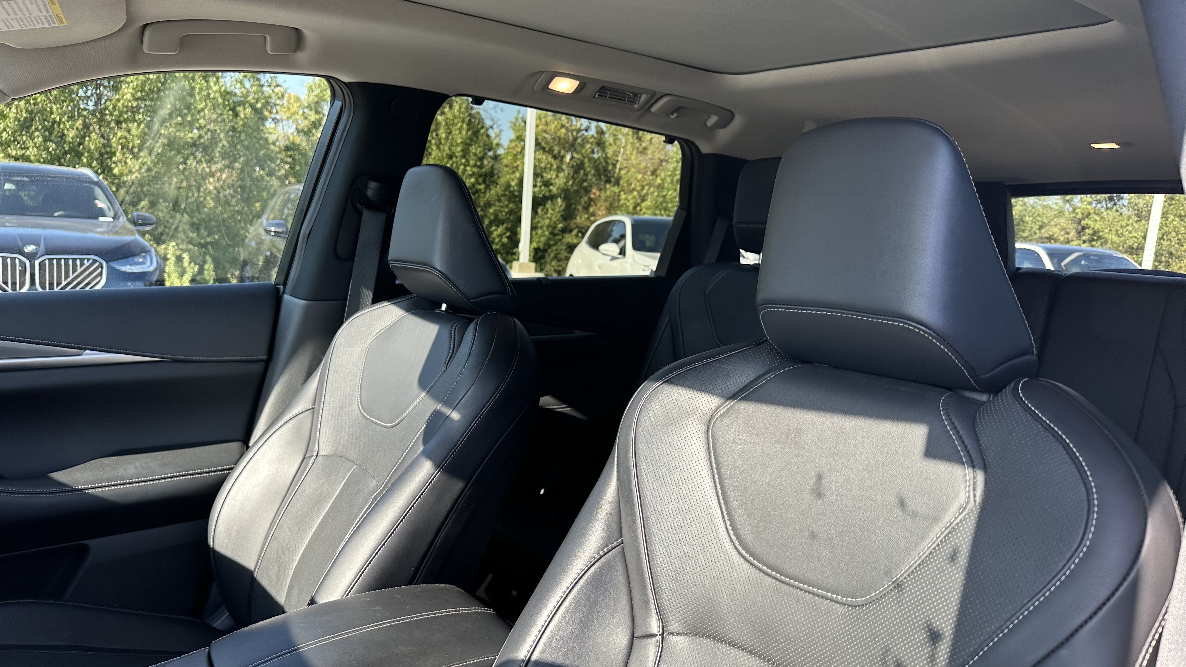 Used 2024 INFINITI QX60 Luxe AWD/4WD image 18