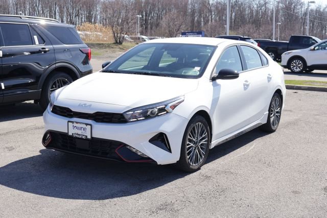 Used 2024 Kia Forte GT-Line image 3