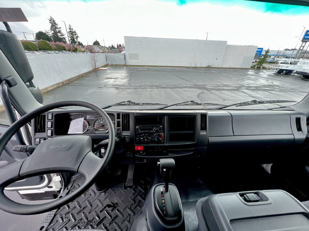 New 2024 Chevrolet Low Cab Forward 6500XD RWD image 17