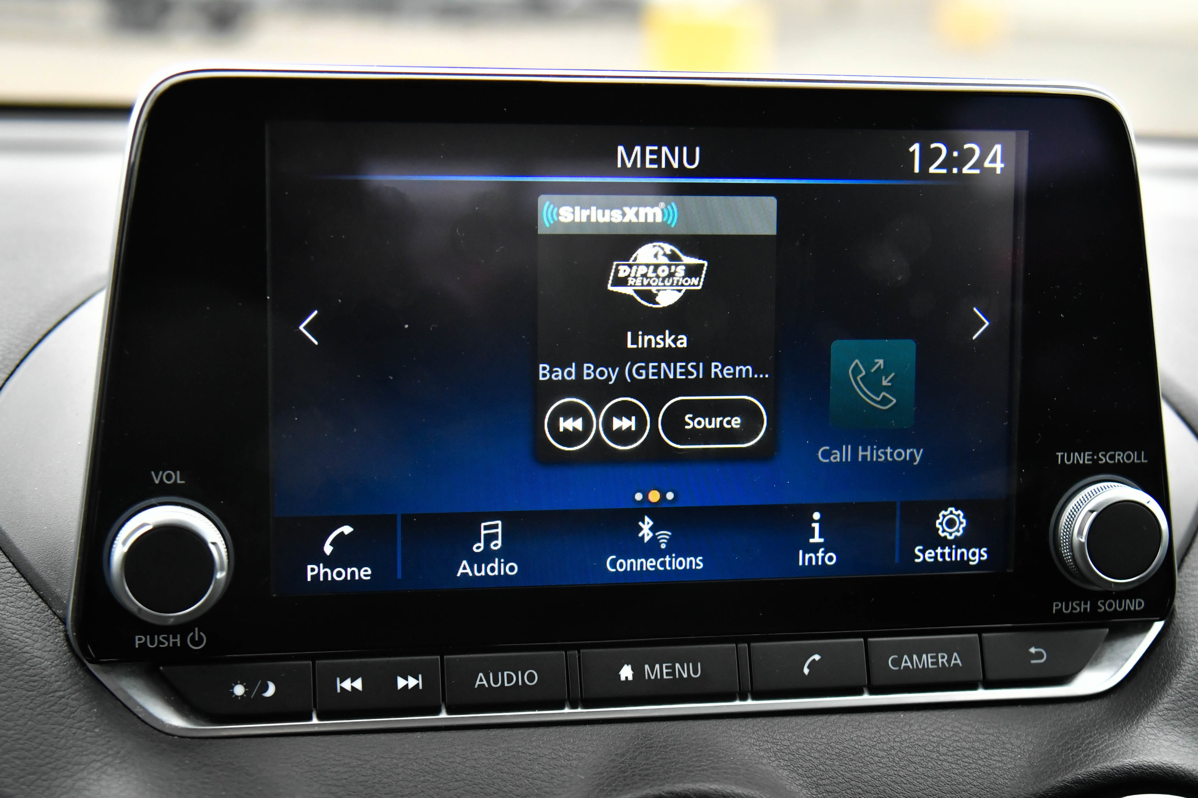 Used 2024 Nissan Sentra SV image 21