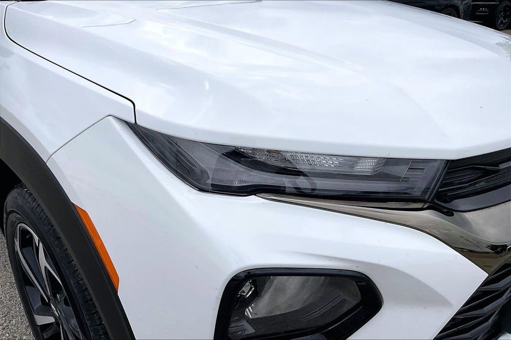 Used 2023 Chevrolet TrailBlazer RS w/ Convenience Package FWD image 33