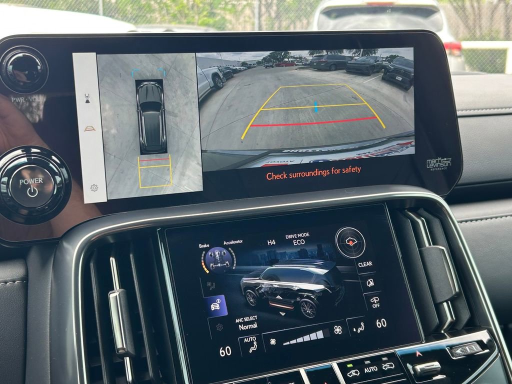 Used 2025 Lexus LX 700h Luxury image 45